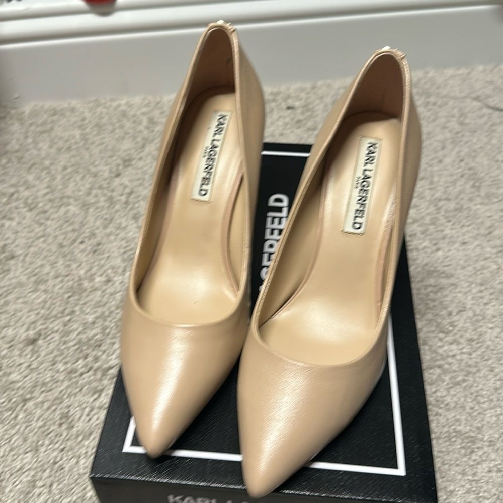 Karl Lagerfeld Heels - Picture 1 of 5